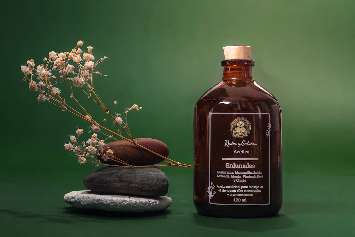Aceite Enlunadas